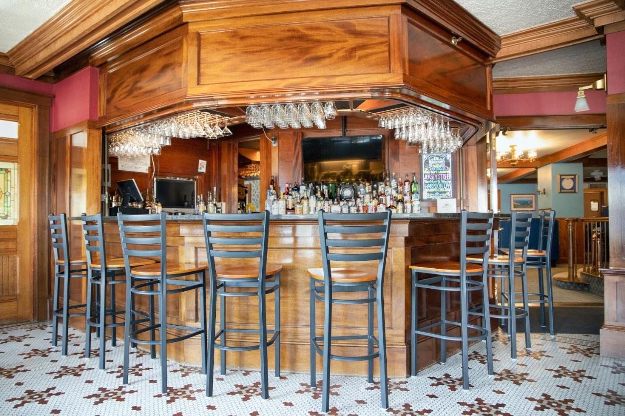 Winthrop Arms Hotel Restaurant Logan Airport Exterior foto